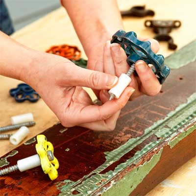 Mount the Handles on the Screw Posts to Build a Spigot-Handle Tool Rack