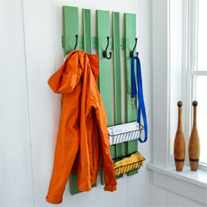 How to Build a Wall-Mounted Coatrack
