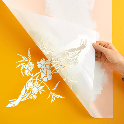 step by step paint stencil draw attention touch up mistakes, peel off stencil