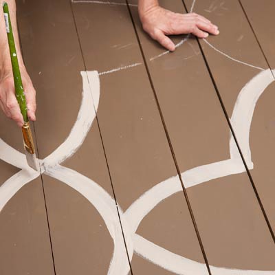 painting the blossom pattern