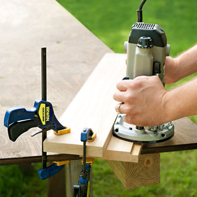 making a rabbet with a router for a picnic bench