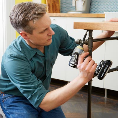 attaching the countertop