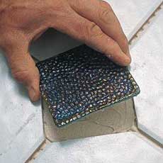 tiling a floor tout