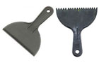 plastic putty knife plus extra for graining comb