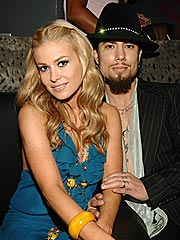 Carmen Electra & Dave Navarro: It's Officially Over - Divorced, Carmen ...